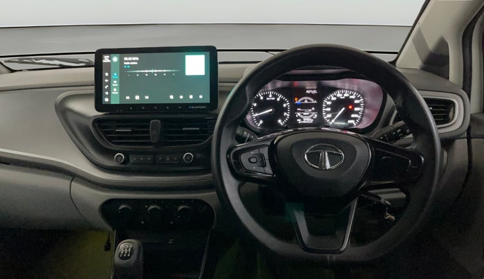 2021 Tata ALTROZ XE PETROL, Petrol, Manual, 54,456 km, Steering Wheel Close Up