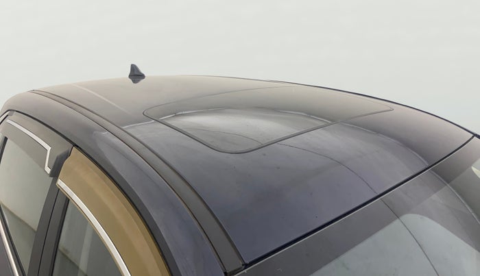 2023 Hyundai NEW I20 ASTA 1.2 MT, Petrol, Manual, 33,057 km, Roof