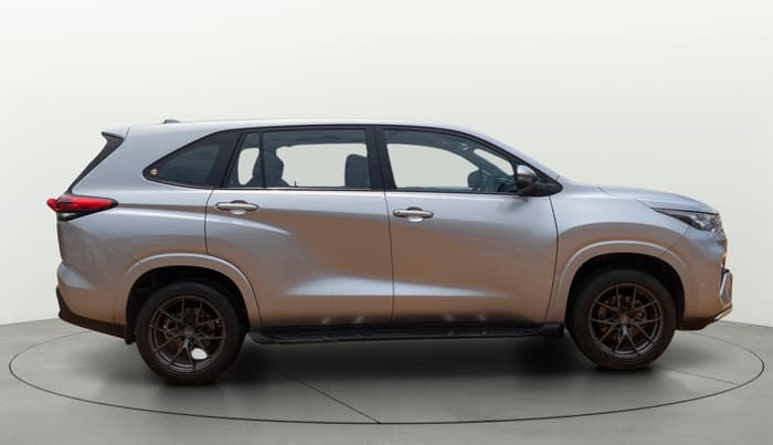 2023 Maruti Invicto ZETA PLUS 7 STR STRONG HYBRID, Hybrid, Automatic, 42,941 km, Right Side View
