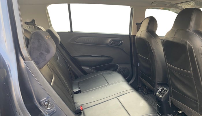 2023 Hyundai EXTER SX 1.2 MT, Petrol, Manual, 36,600 km, Right Side Rear Door Cabin