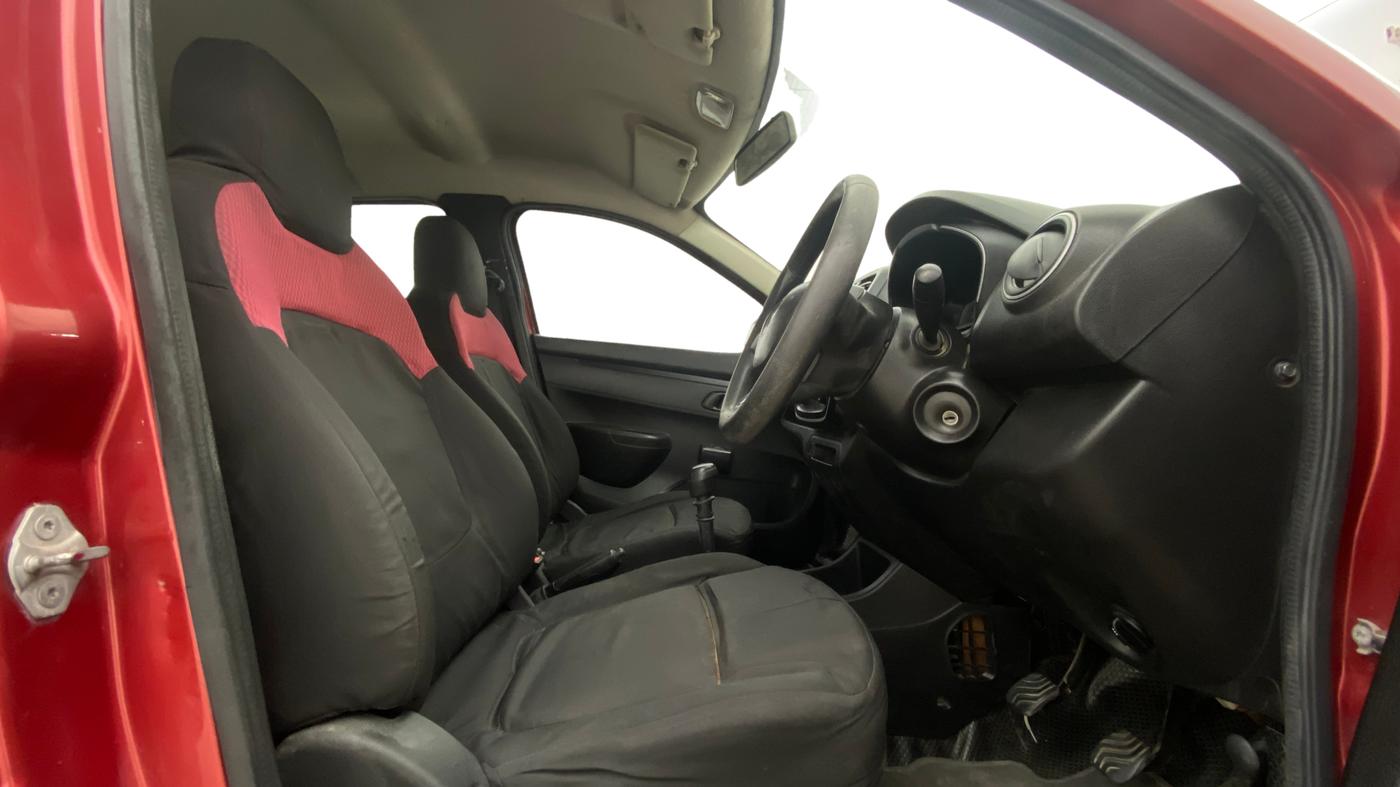 2017 Renault Kwid RXL, Petrol, Manual, 77,631 km, Right Side Front Door Cabin