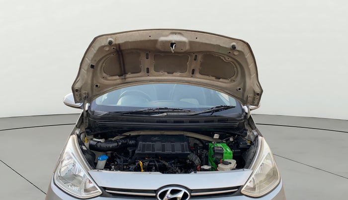 2016 Hyundai Grand i10 MAGNA AT 1.2 KAPPA VTVT, CNG, Automatic, 81,411 km, Open Bonet