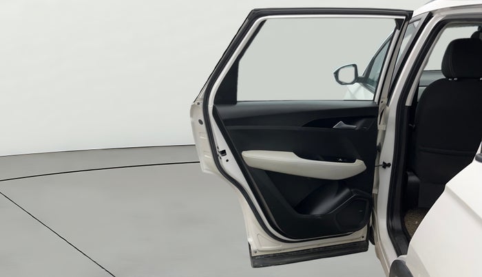 2021 MG HECTOR PLUS SUPER 1.5 PETROL TURBO HYBRID MT 7-STR, Petrol, Manual, 91,637 km, LHS Rear Door