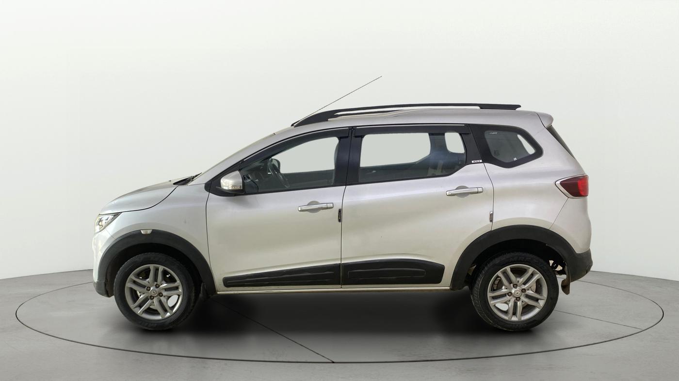 2020 Renault TRIBER RXZ AMT, Petrol, Automatic, 79,877 km, Left Side