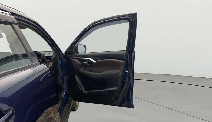 2023 Maruti Grand Vitara SIGMA SMART HYBRID, Petrol, Manual, 12,926 km, RHS Front Door