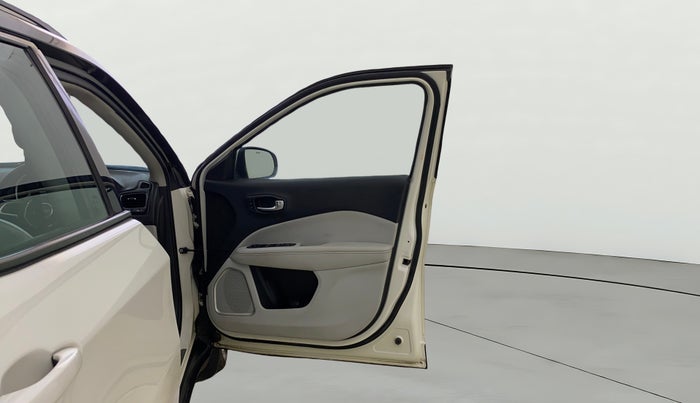 2019 Jeep Compass LIMITED PLUS DIESEL, Diesel, Manual, 85,034 km, RHS Front Door