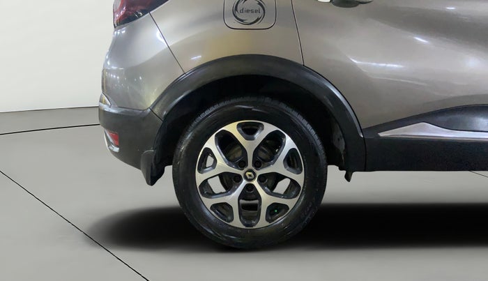 2017 Renault Captur PLATINE DIESEL , Diesel, Manual, 1,18,040 km, Right Rear Wheel