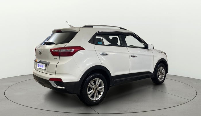 2016 Hyundai Creta SX PLUS 1.6 PETROL, Petrol, Manual, 1,05,447 km, Right Back Diagonal
