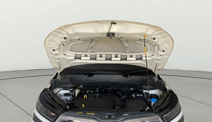 2024 Skoda KUSHAQ STYLE 1.5L TSI MT, Petrol, Manual, 17,357 km, Open Bonet