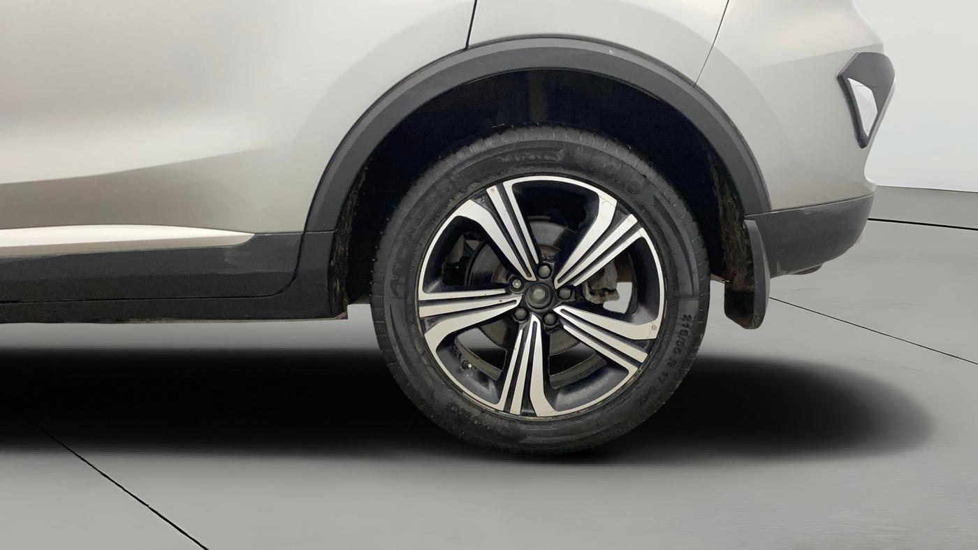 2022 MG ASTOR SAVVY 1.5 CVT, Petrol, Automatic, 90,017 km, Left Rear Wheel