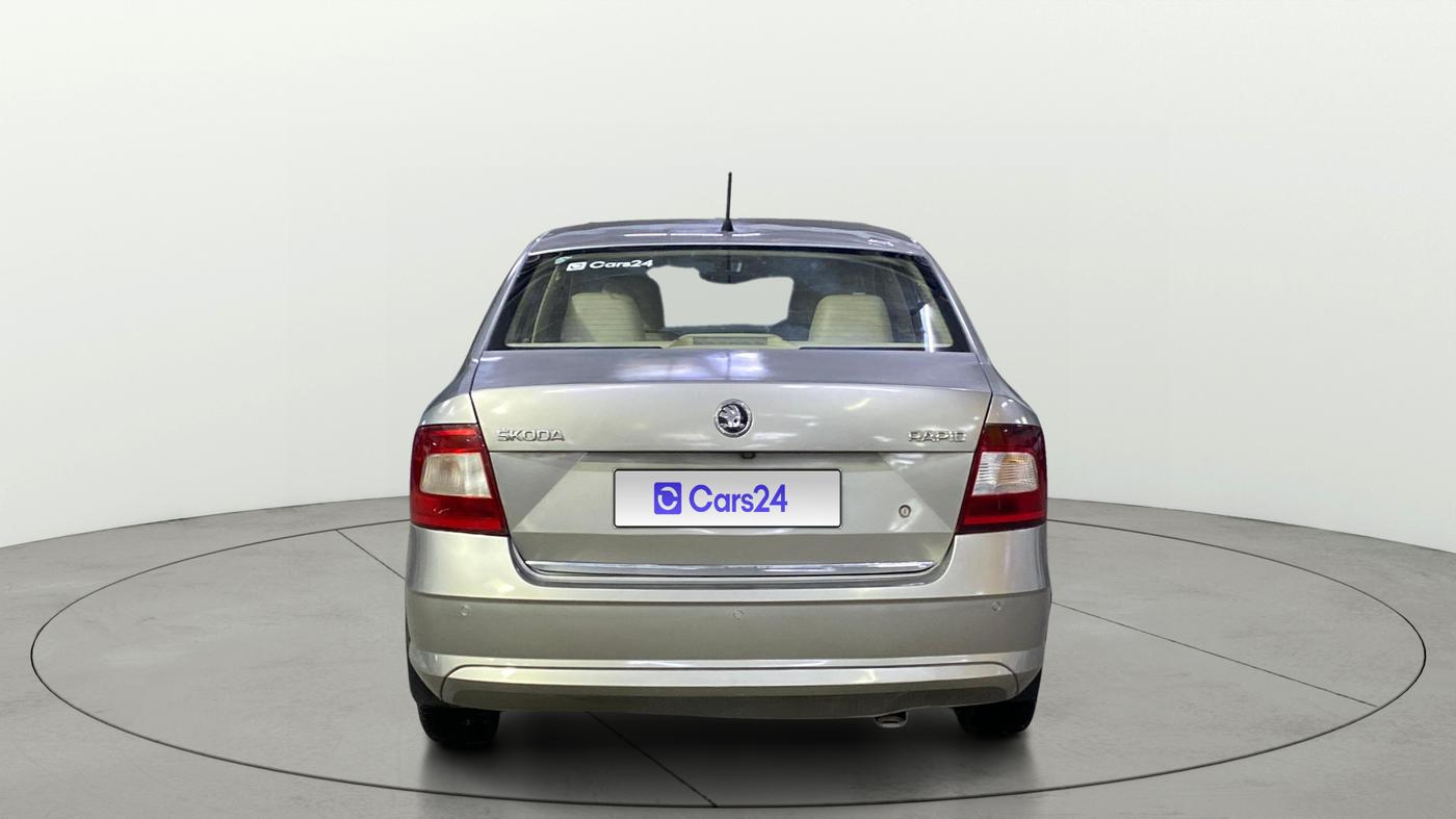 2018 Skoda Rapid STYLE 1.5 TDI AT, Diesel, Automatic, 1,13,827 km, Back/Rear