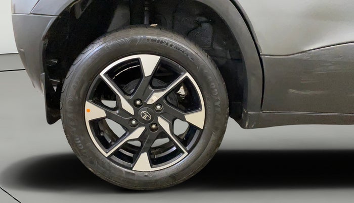 2024 Tata PUNCH ACCOMPLISHED DAZZLE SUNROOF CNG MT, CNG, Manual, 48,461 km, Right Rear Wheel