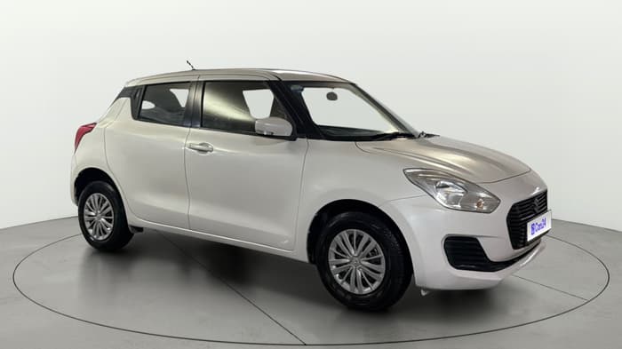 2019 Maruti Swift VXI AMT, CNG, Automatic, 91,092 km, Right Front Diagonal