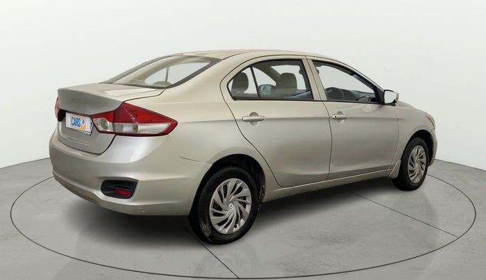 2016 Maruti Ciaz VXI, Petrol, Manual, 1,20,432 km, Right Back Diagonal