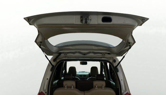 2016 Maruti Ertiga VXI AT, Petrol, Automatic, 71,206 km, Boot Door Open