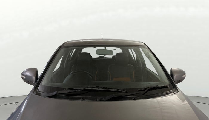 2016 Maruti Swift VXI, Petrol, Manual, 28,387 km, Front Windshield