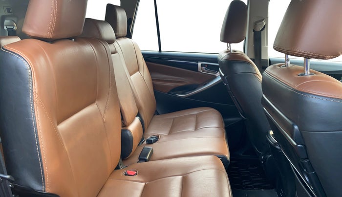 2018 Toyota Innova Crysta 2.4 VX 8 STR, Diesel, Manual, 94,411 km, Right Side Rear Door Cabin