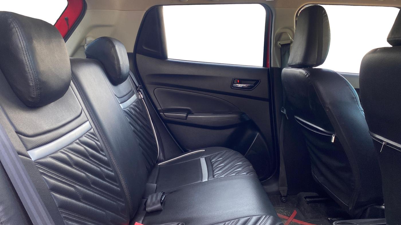 2023 Maruti Swift ZXI CNG, CNG, Manual, 28,512 km, Right Side Rear Door Cabin