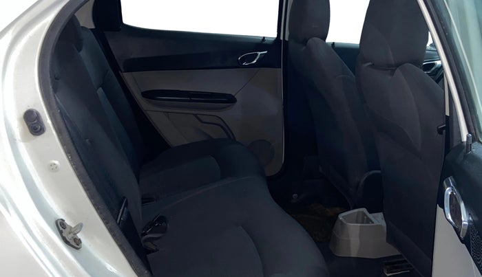 2018 Tata Tiago XZ PETROL, Petrol, Manual, 31,671 km, Right Side Rear Door Cabin