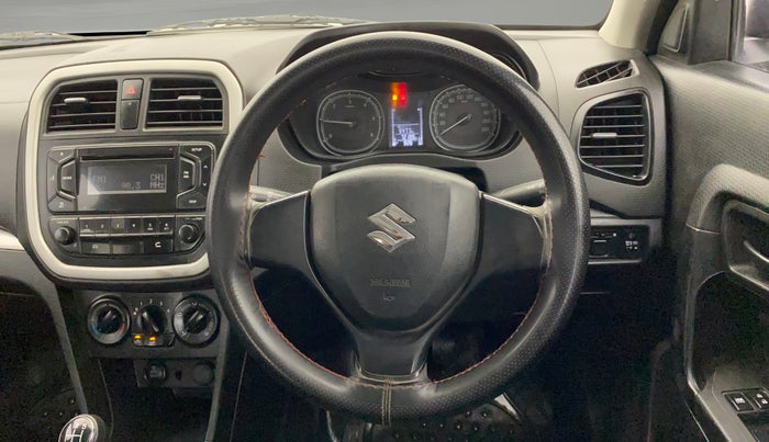2018 Maruti Vitara Brezza VDI, Diesel, Manual, 72,249 km, Steering Wheel Close Up