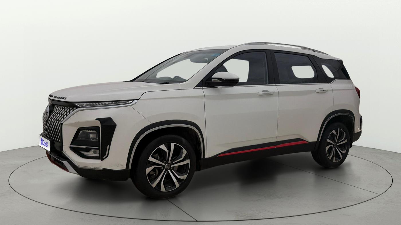 2023 MG HECTOR SHARP PRO 1.5 PETROL TURBO CVT PETROL, Petrol, Automatic, 34,830 km, Left Front Diagonal