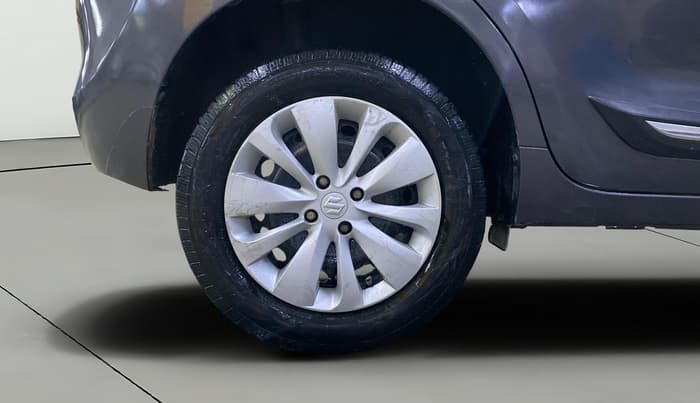 2018 Maruti Baleno DELTA PETROL 1.2, Petrol, Manual, 74,337 km, Right Rear Wheel