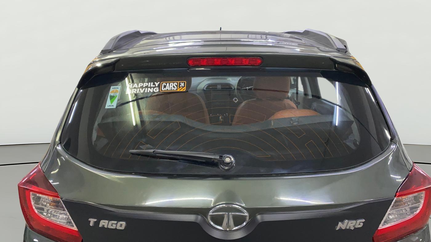 2022 Tata TIAGO NRG XZ AMT, Petrol, Automatic, 16,589 km, Rear Windshield
