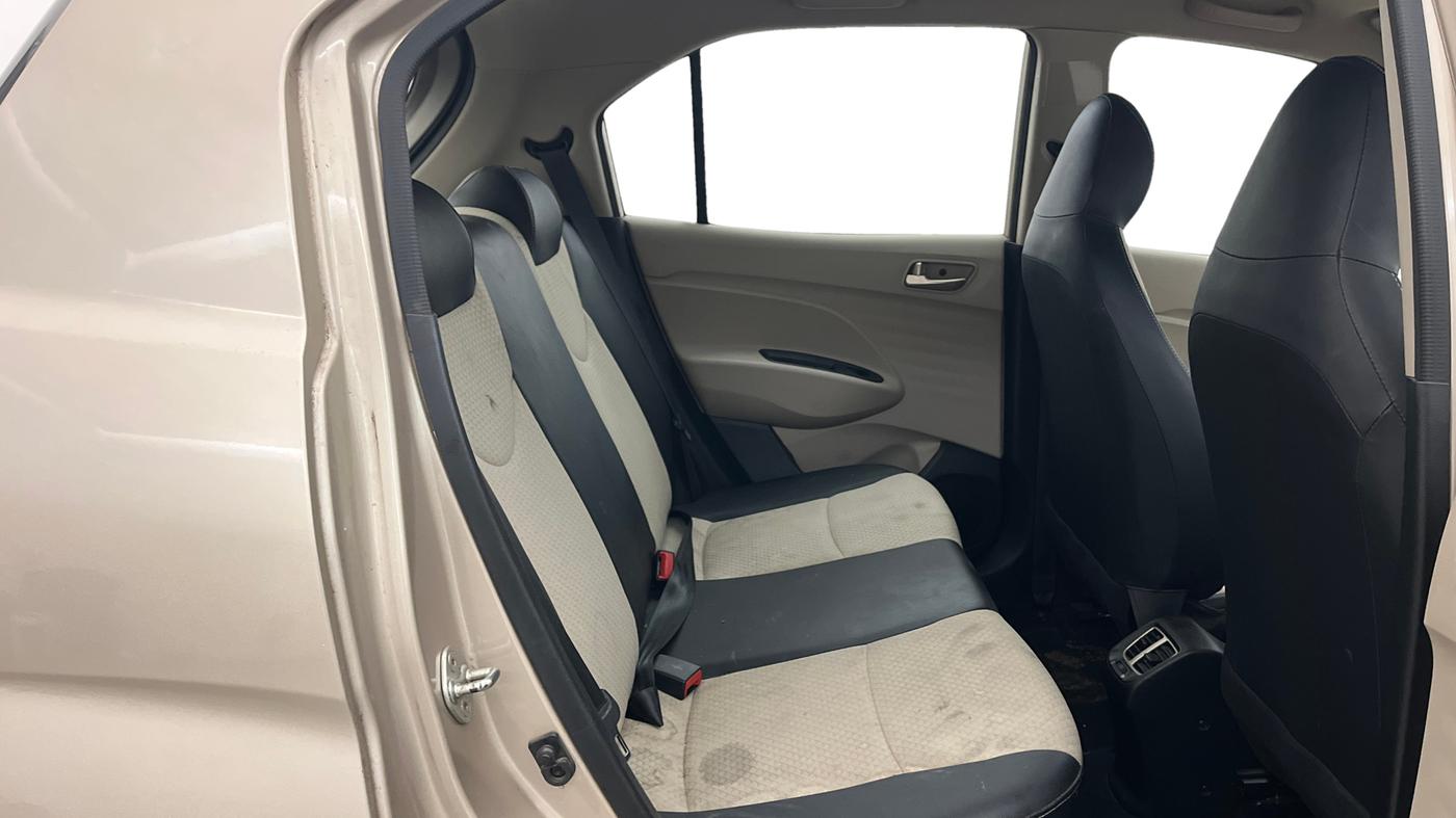 2019 Hyundai NEW SANTRO SPORTZ AMT, Petrol, Automatic, 32,760 km, Right Side Rear Door Cabin