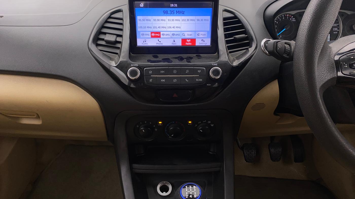 2020 Ford Figo Aspire TITANIUM 1.2 PETROL, Petrol, Manual, 74,744 km, Air Conditioner