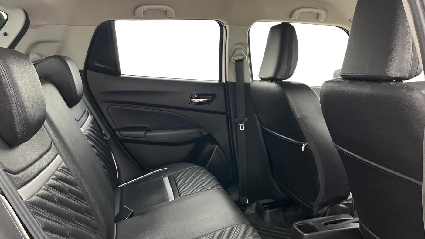 2023 Maruti Swift ZXI AMT, Petrol, Automatic, 33,532 km, Right Side Rear Door Cabin