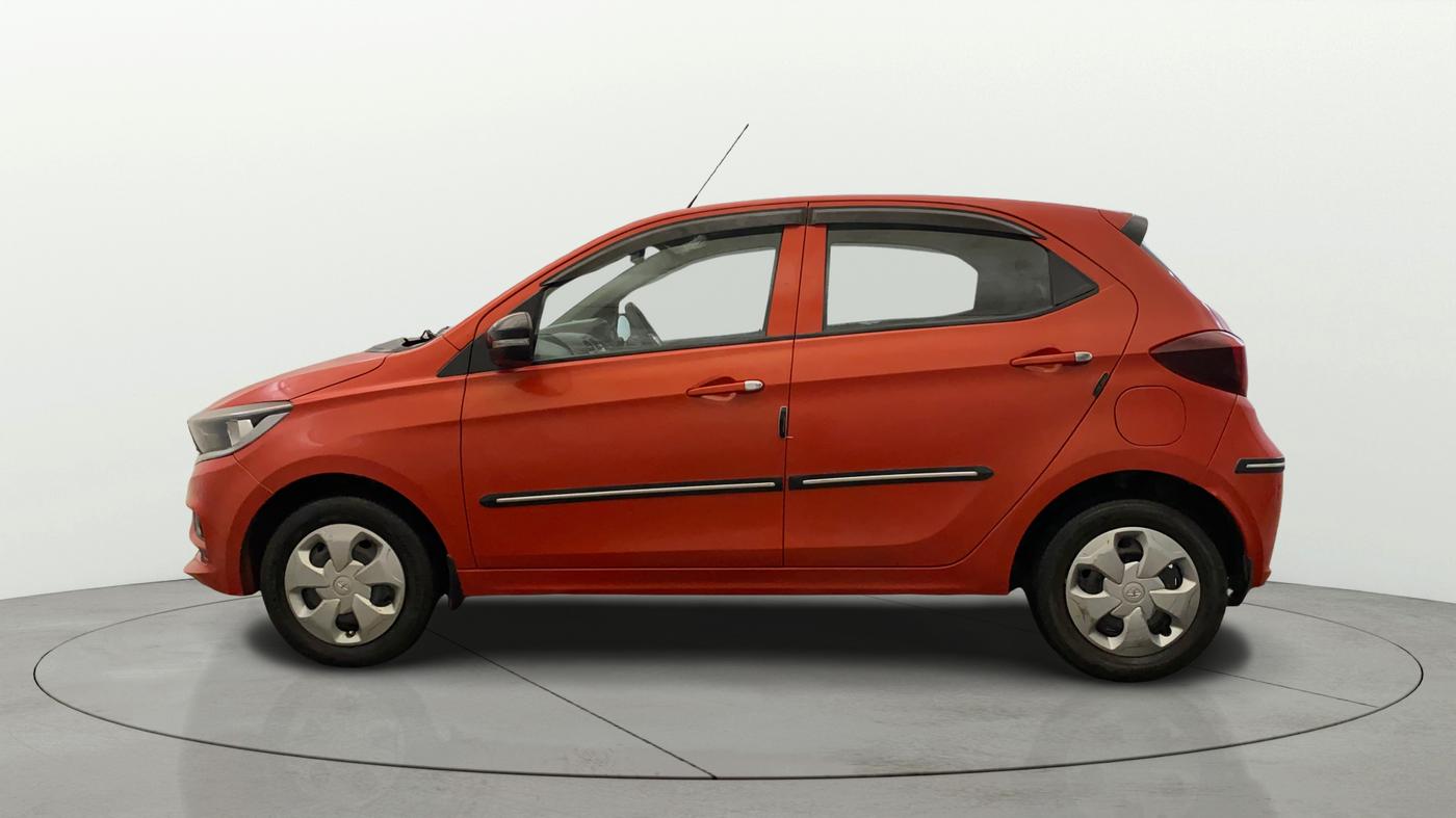 2020 Tata Tiago XT PETROL, Petrol, Manual, 46,818 km, Left Side