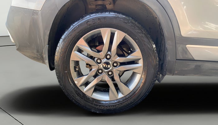 2020 KIA SELTOS HTX IVT 1.5 PETROL, Petrol, Automatic, 89,058 km, Right Rear Wheel