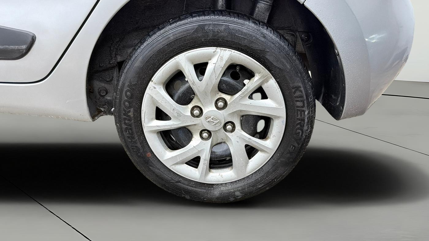 2018 Hyundai Grand i10 MAGNA AT 1.2 KAPPA VTVT, Petrol, Automatic, 56,890 km, Left Rear Wheel