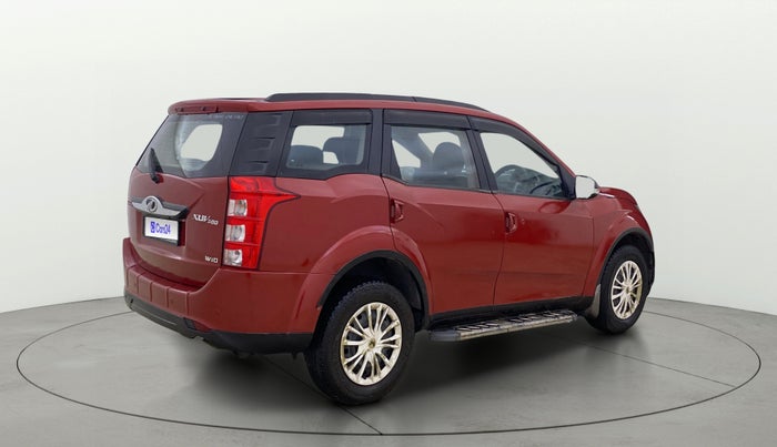 2016 Mahindra XUV500 W6, Diesel, Manual, 1,29,634 km, Right Back Diagonal