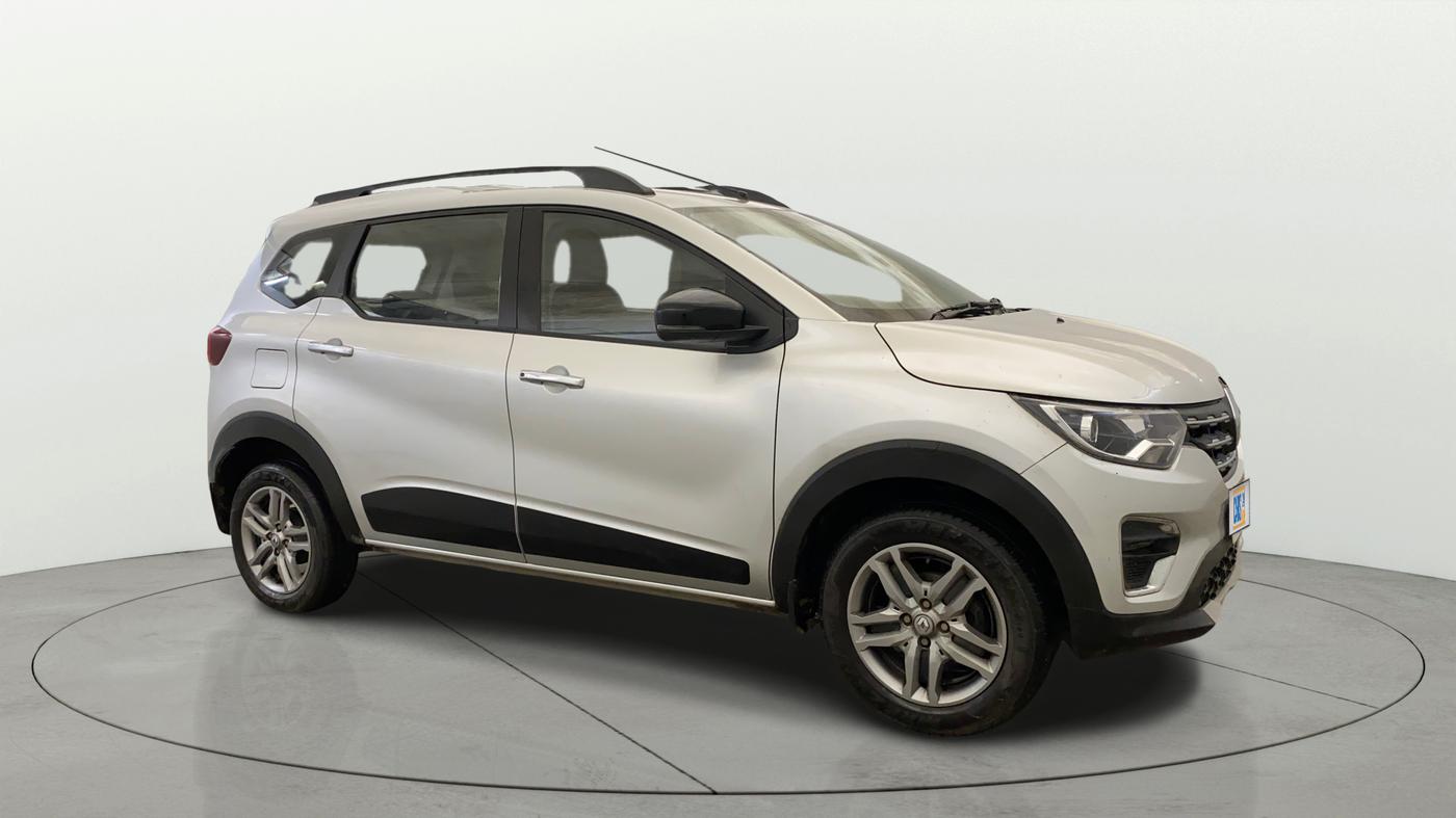 2023 Renault TRIBER RXZ AMT, Petrol, Automatic, 16,063 km, Right Front Diagonal