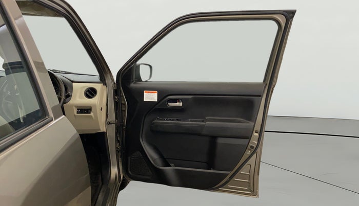 2022 Maruti New Wagon-R VXI CNG 1.0, CNG, Manual, 90,880 km, RHS Front Door