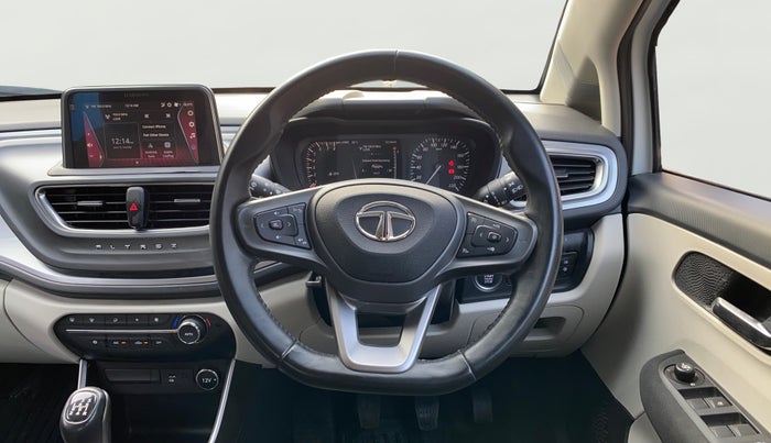 2023 Tata ALTROZ XZ PLUS PETROL, Petrol, Manual, 10,089 km, Steering Wheel Close Up
