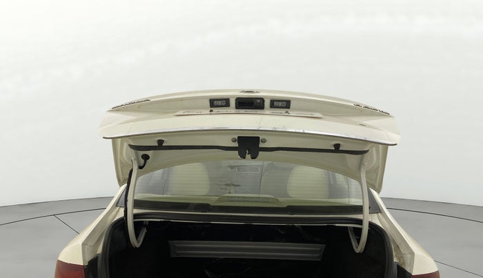 2017 Skoda Rapid STYLE 1.6 MPI AT, Petrol, Automatic, 54,614 km, Boot Door Open