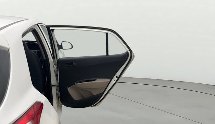 2014 Hyundai Grand i10 MAGNA 1.2 KAPPA VTVT, CNG, Manual, 72,710 km, RHS Rear Door