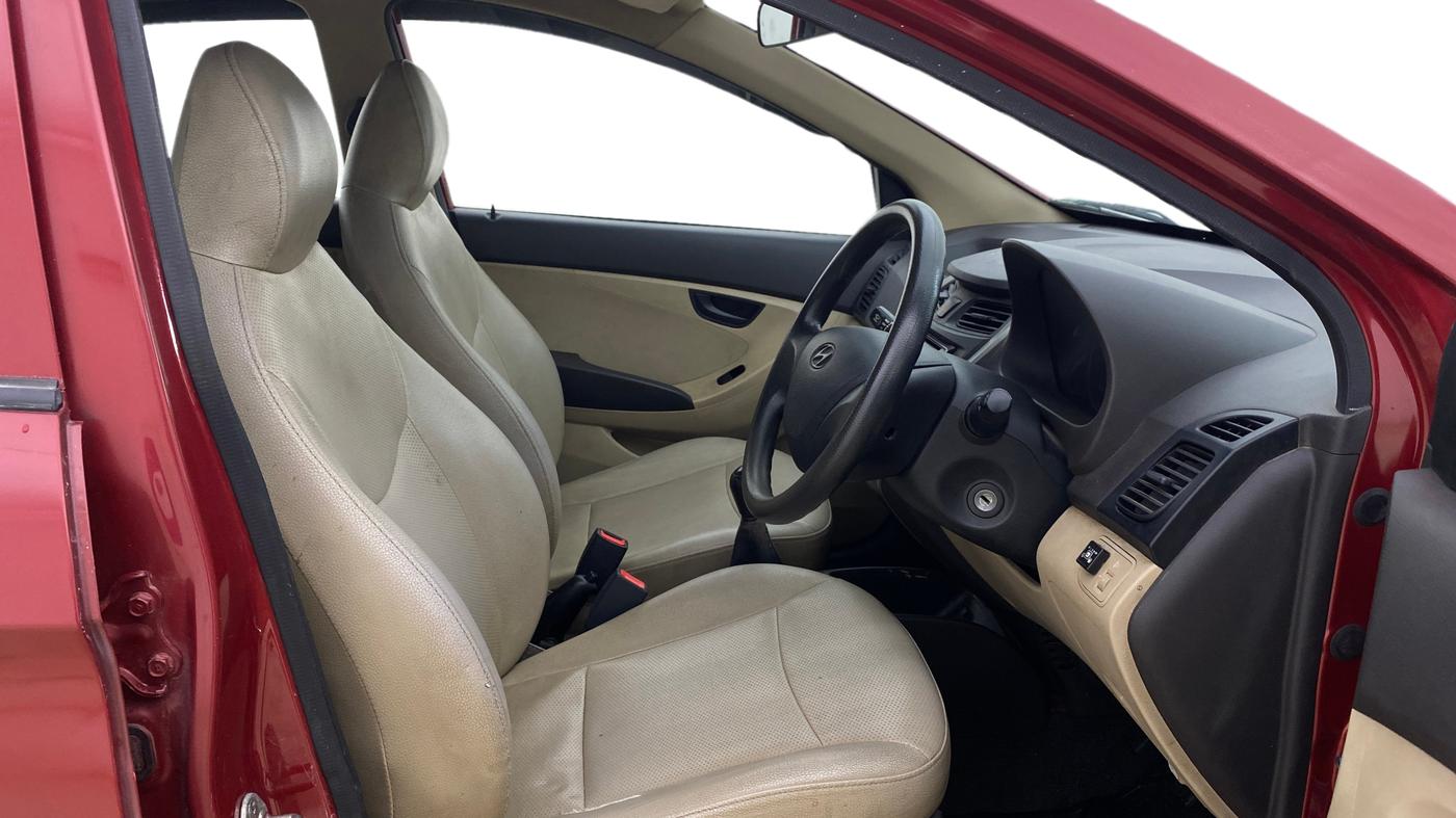 2018 Hyundai Eon ERA +, CNG, Manual, 69,568 km, Right Side Front Door Cabin