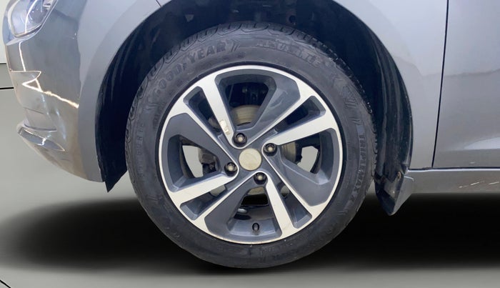 2022 Tata ALTROZ XZ PLUS PETROL, Petrol, Manual, 37,949 km, Left Front Wheel