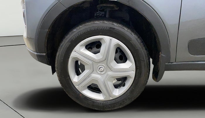 2022 Tata NEXON XM PETROL, Petrol, Manual, 10,355 km, Left Front Wheel