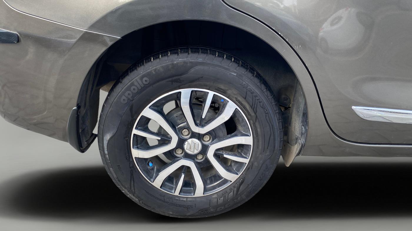 2021 Maruti Dzire VXI, Petrol, Manual, 62,655 km, Right Rear Wheel