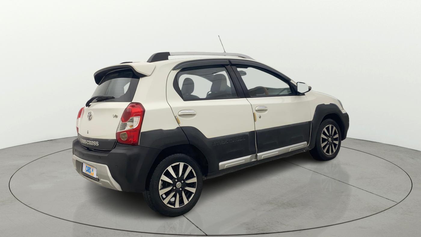 2014 Toyota Etios CROSS 1.4 VD, Diesel, Manual, 73,802 km, Right Back Diagonal