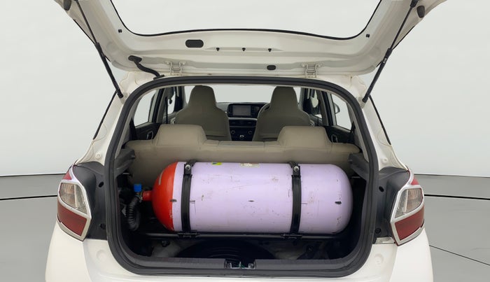 2020 Hyundai GRAND I10 NIOS SPORTZ 1.2 KAPPA VTVT CNG, CNG, Manual, 69,942 km, Boot Open Zoomed View