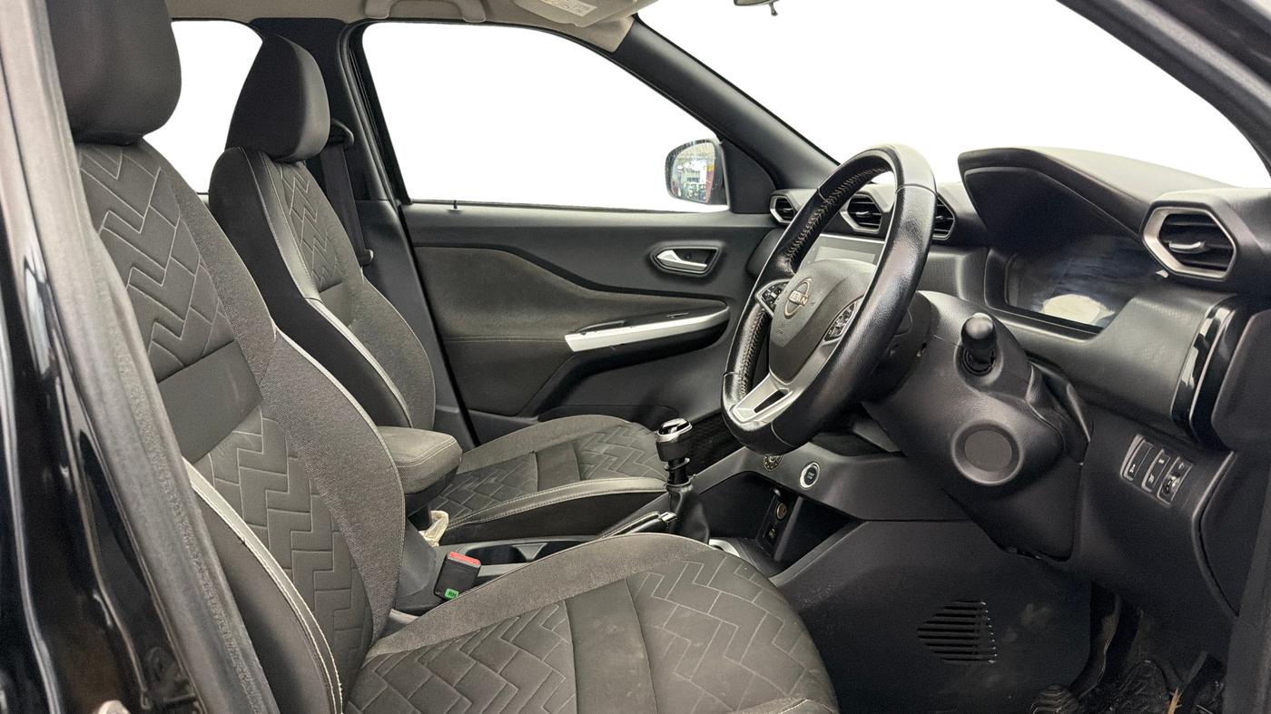 2022 Nissan MAGNITE XV PREMIUM, Petrol, Manual, 71,827 km, Right Side Front Door Cabin