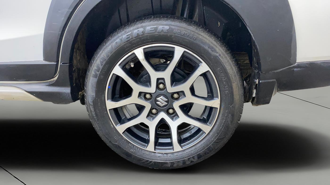 2022 Maruti XL6 ZETA MT, Petrol, Manual, 95,546 km, Left Rear Wheel