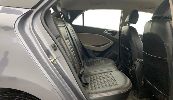 2019 Hyundai Elite i20 ASTA 1.2 (O), Petrol, Manual, 37,589 km, Right Side Rear Door Cabin