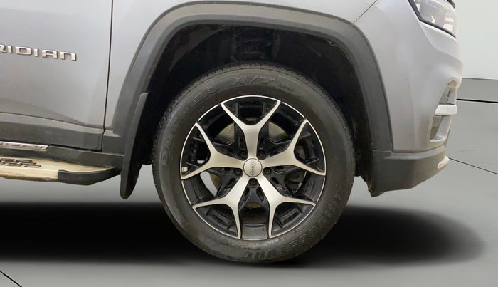 2022 Jeep MERIDIAN LIMITED (O) 4X4 AT, Diesel, Automatic, 36,602 km, Right Front Wheel