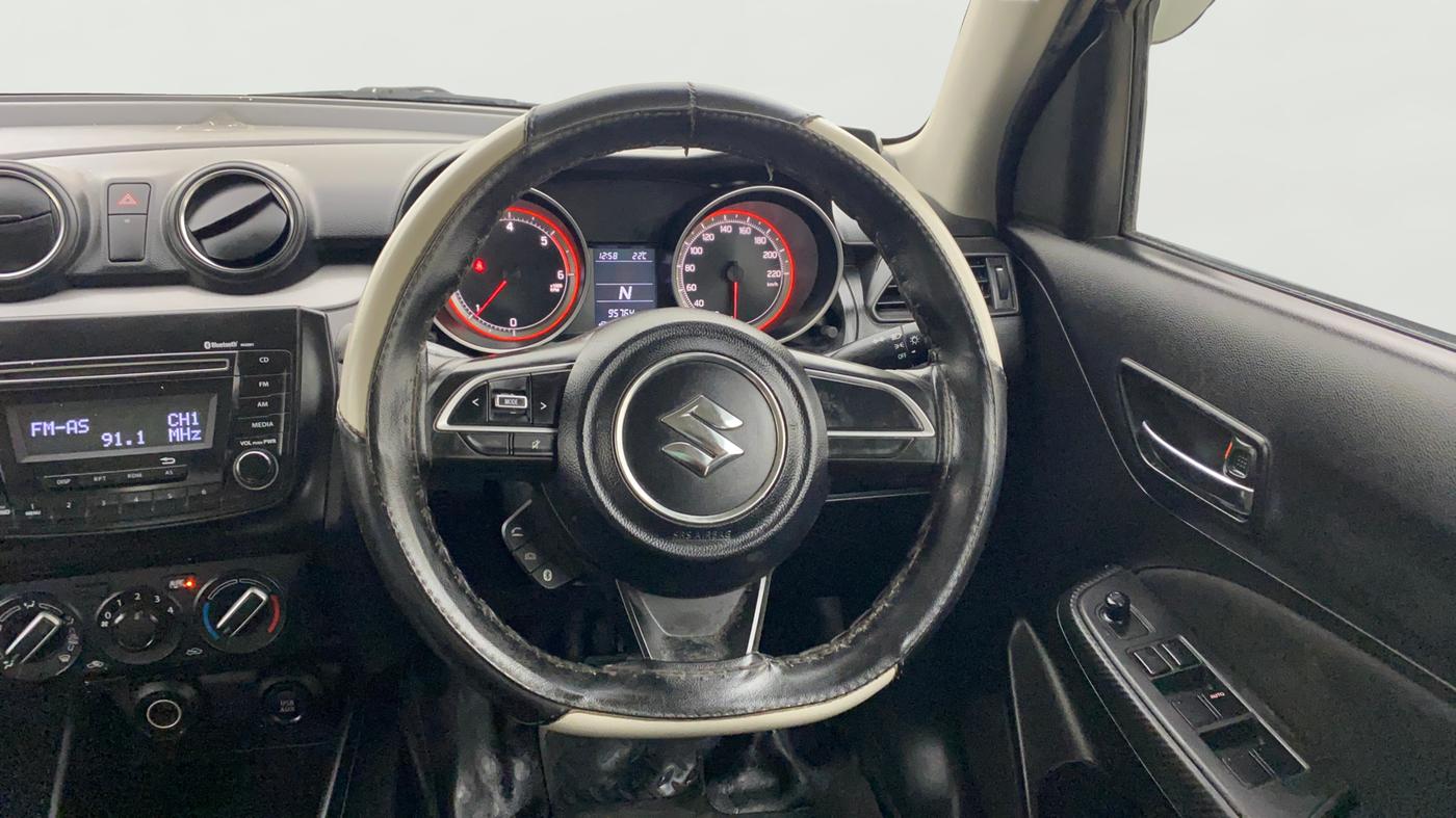 2018 Maruti Swift VDI AMT, Diesel, Automatic, 95,760 km, Steering Wheel Close Up